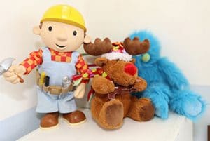 מבטים, בובות, אבחון אוטיזם, ניתוח התנהגות